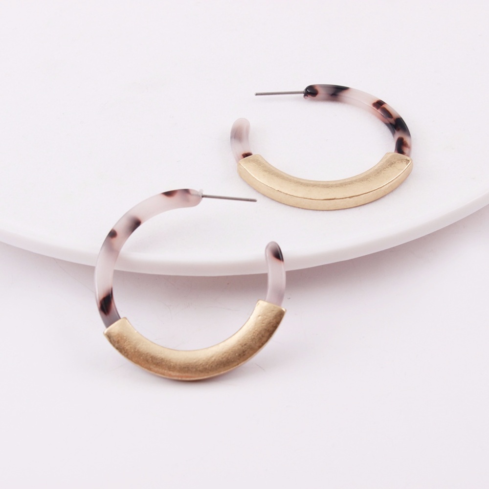 Tortoise Shell Hoops - Picture 5 of 5